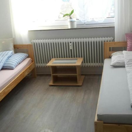 Egyszeru Szallas Stuttgart Exterior foto
