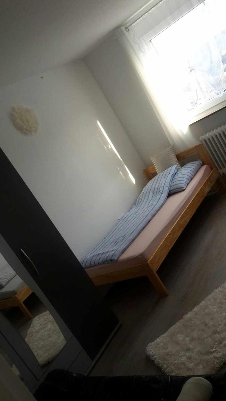 Egyszeru Szallas Stuttgart Exterior foto